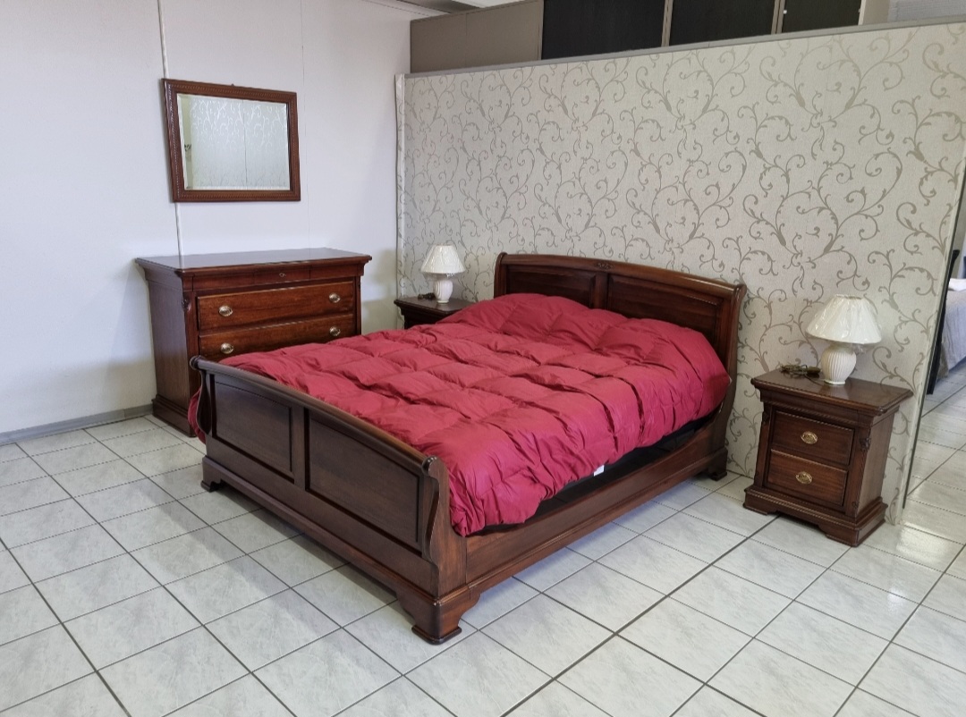 Camera da letto ELLEGI in legno massello