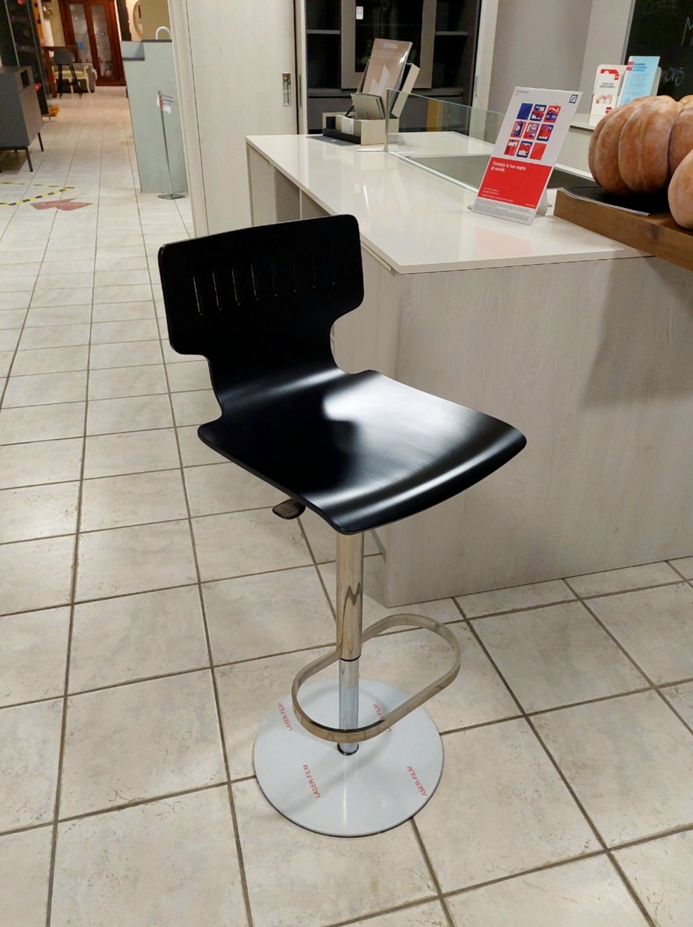 SGABELLO REGOLABILE ditta SCAVOLINI