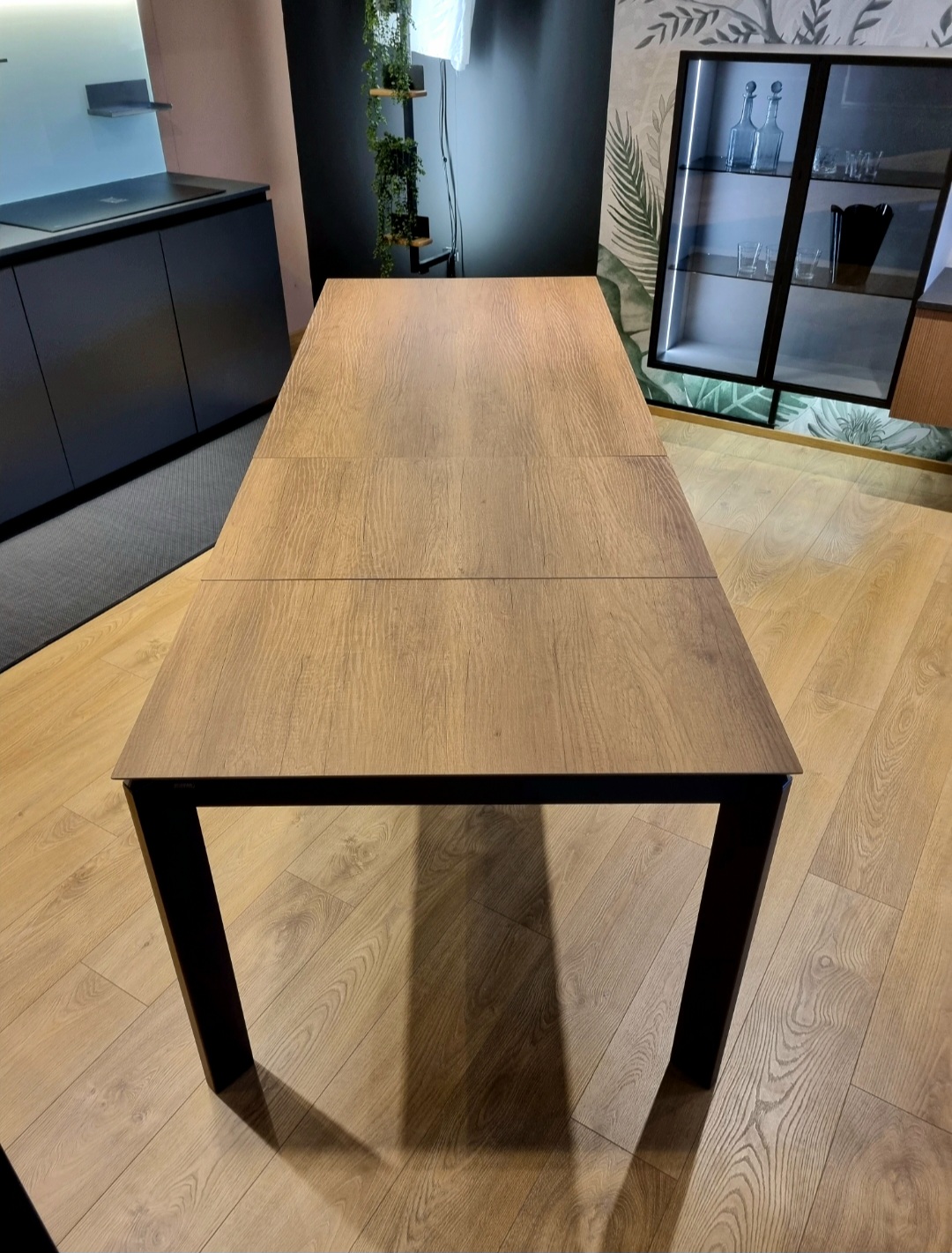 TAVOLO mod. SPACE ditta SCAVOLINI