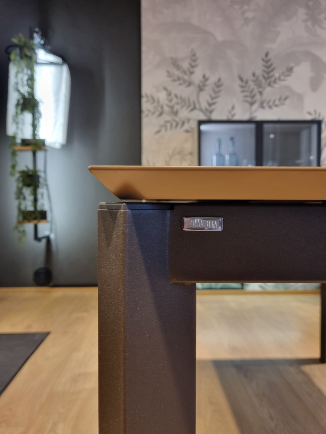TAVOLO mod. SPACE ditta SCAVOLINI