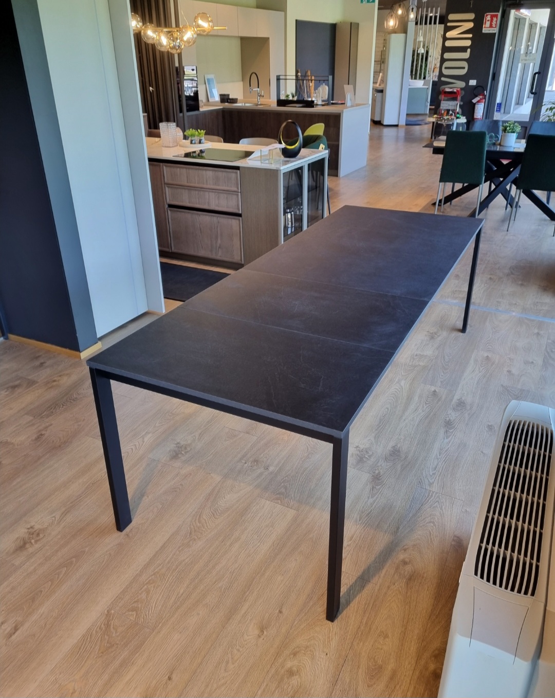 TAVOLO mod. DIMENSION ditta SCAVOLINI