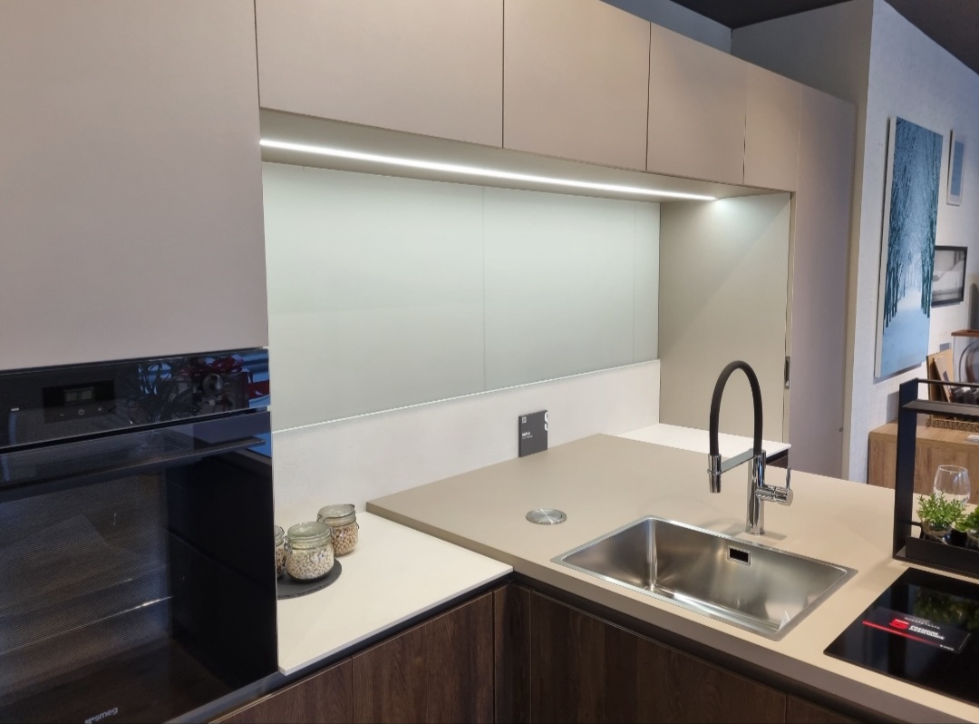 CUCINA MIRA ditta SCAVOLINI