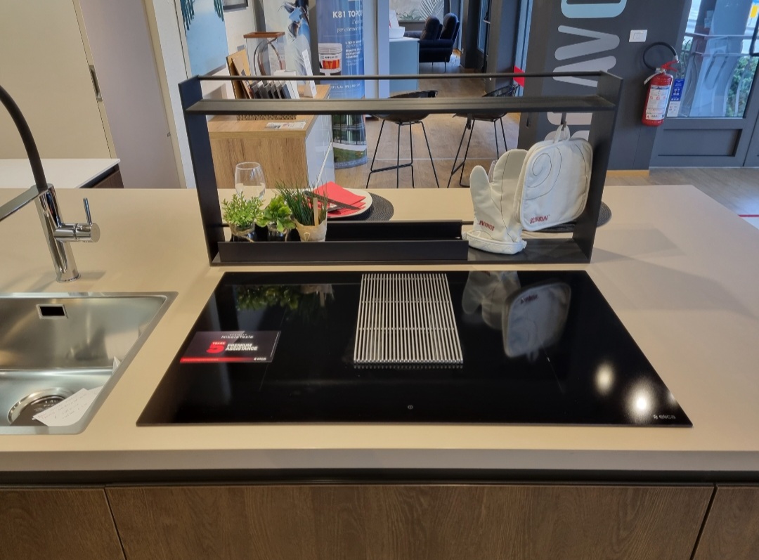 CUCINA MIRA ditta SCAVOLINI