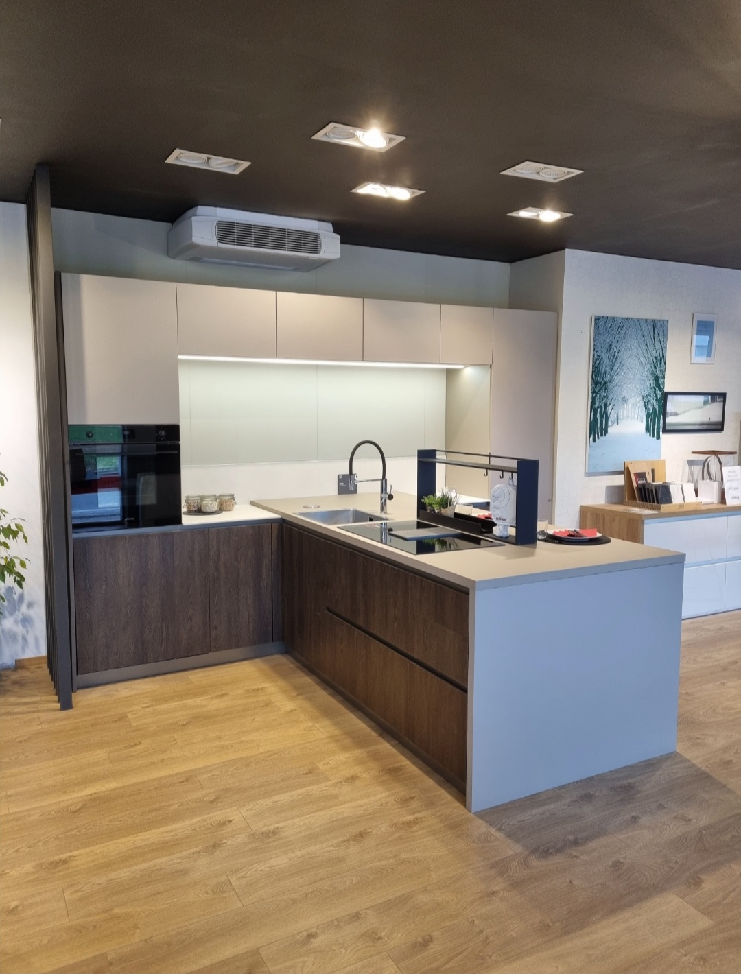 CUCINA MIRA ditta SCAVOLINI