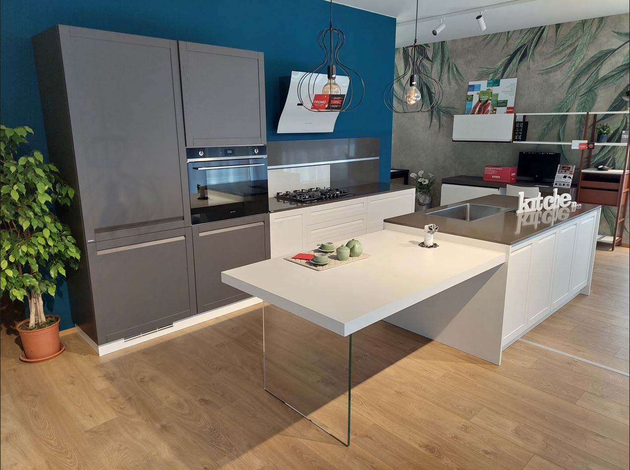 Cucina CARATTERE ditta SCAVOLINI