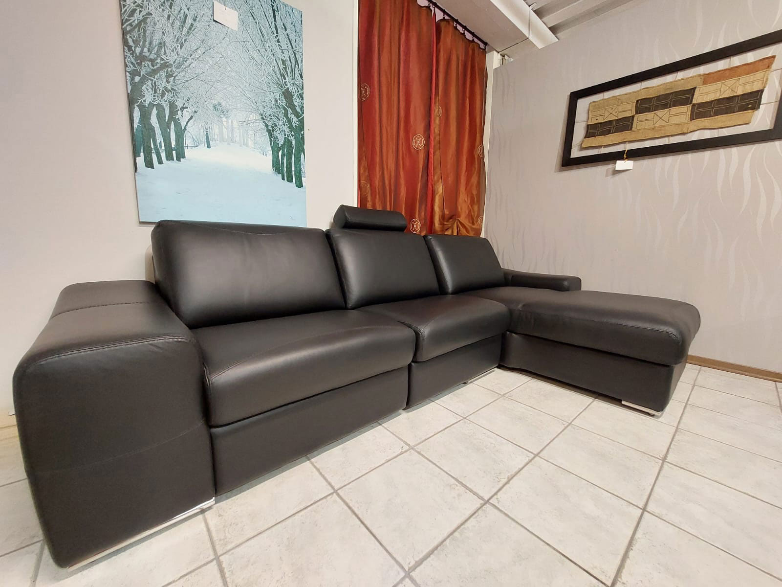 Divano in vera pelle nera ditta ESSEPI Sconto speciale!