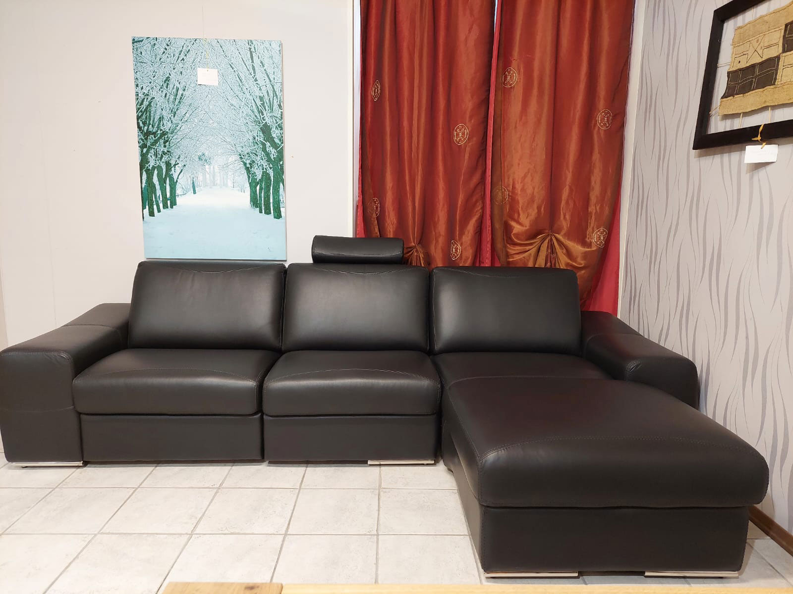 Divano in vera pelle nera ditta ESSEPI Sconto speciale!