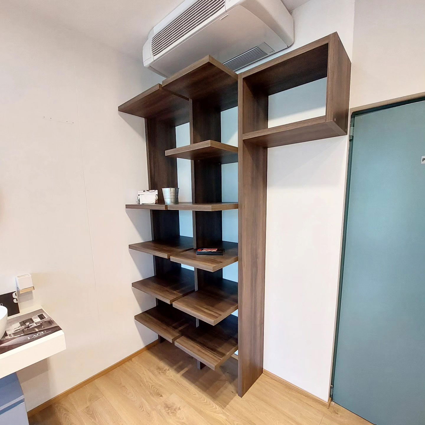Composizione parete FLUIDA ditta Scavolini