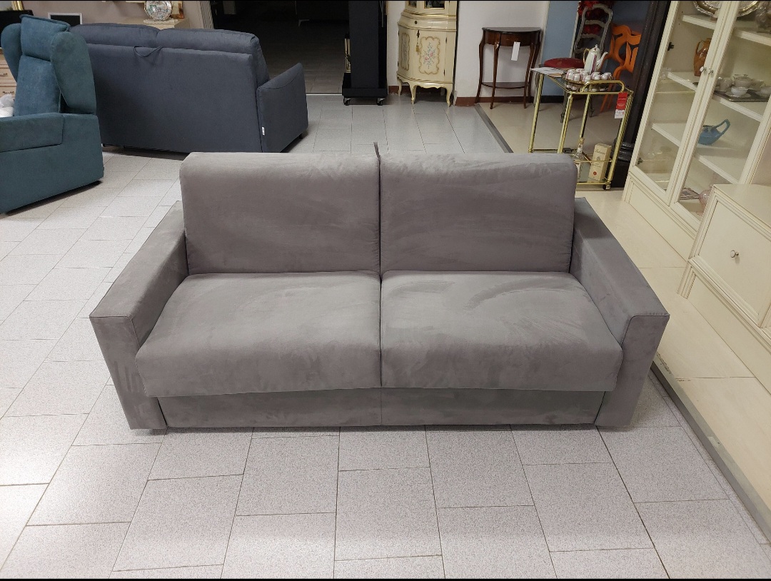 Divano letto GRAFI ditta MIFORM ITALIA