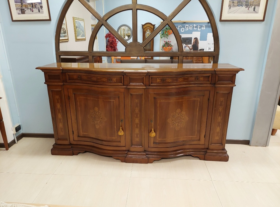 Credenza sagomata intarsiata Milani