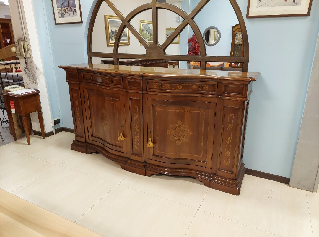 Credenza sagomata intarsiata Milani