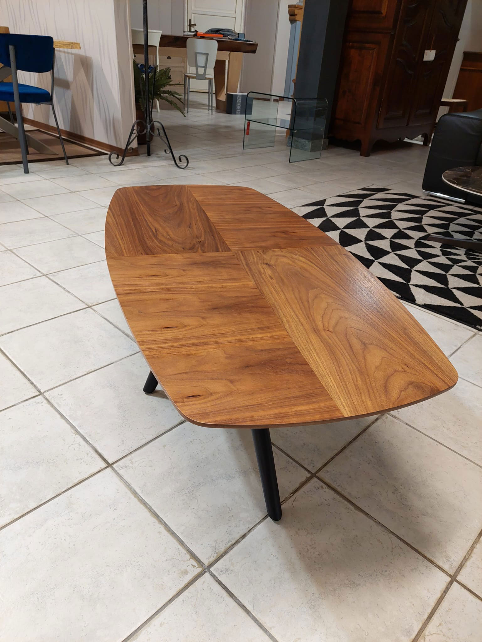 Tavolino mod. TOD JF in legno di noce